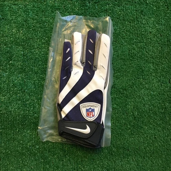 Mサイズ NIKE MAGNIGRIP ELITE REMIX GLOVES NEW NFL NIKE MAGNIGRIP ELITE REMIX WR FOOTBALL GLOVES